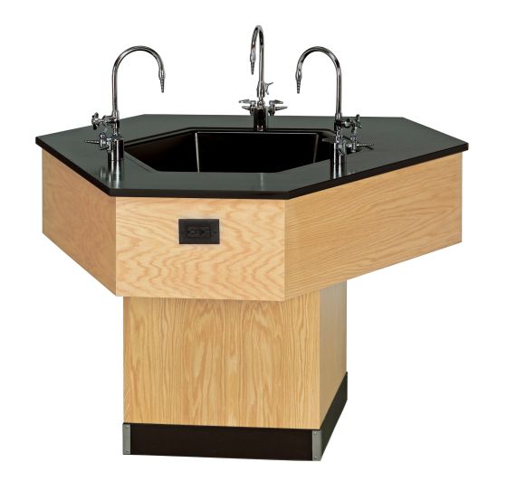 Diversified Spaces Trifacial Workstation with Sink